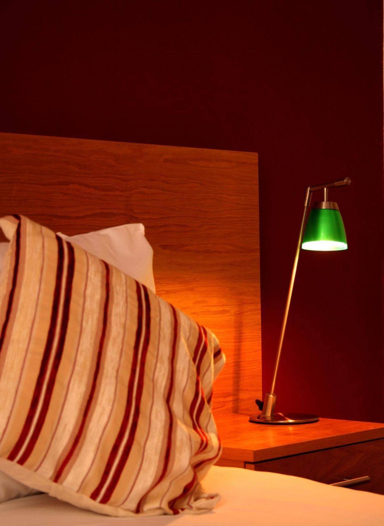 Newton Hotel Глазгоу Екстериор снимка
