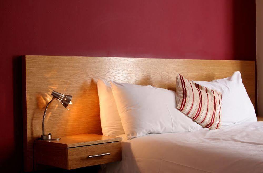 Newton Hotel Глазгоу Екстериор снимка